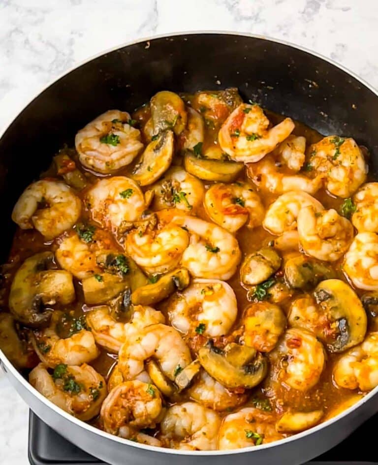 Spicy shrimps in a large skillet